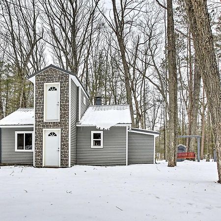 Remote Michigan Retreat On 10 Acres With Grill! Villa Irons Buitenkant foto